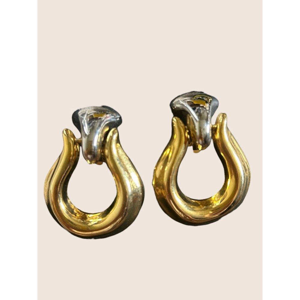 🚪 VTG TWO TONE DOOR KNOCKER HOOP CLIP ON EARRINGS GOLD SILVER RUNWAY DROP